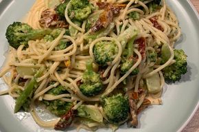 scharfe Broccoli Spaghetti